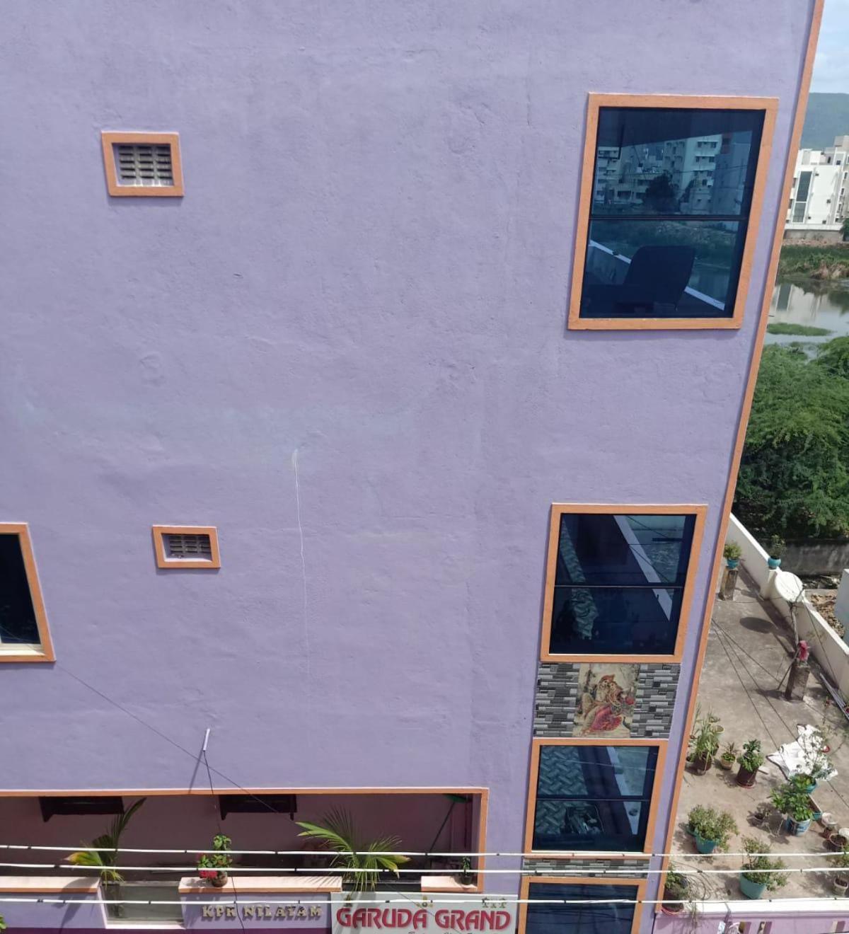 Garuda Grand Appartement Tirupati Buitenkant foto