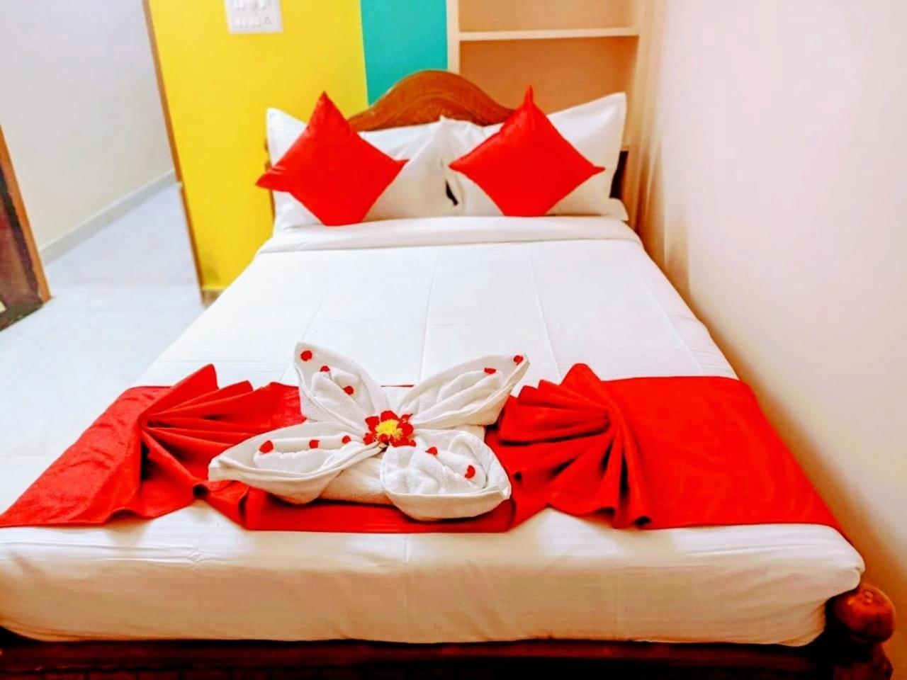 Garuda Grand Appartement Tirupati Buitenkant foto